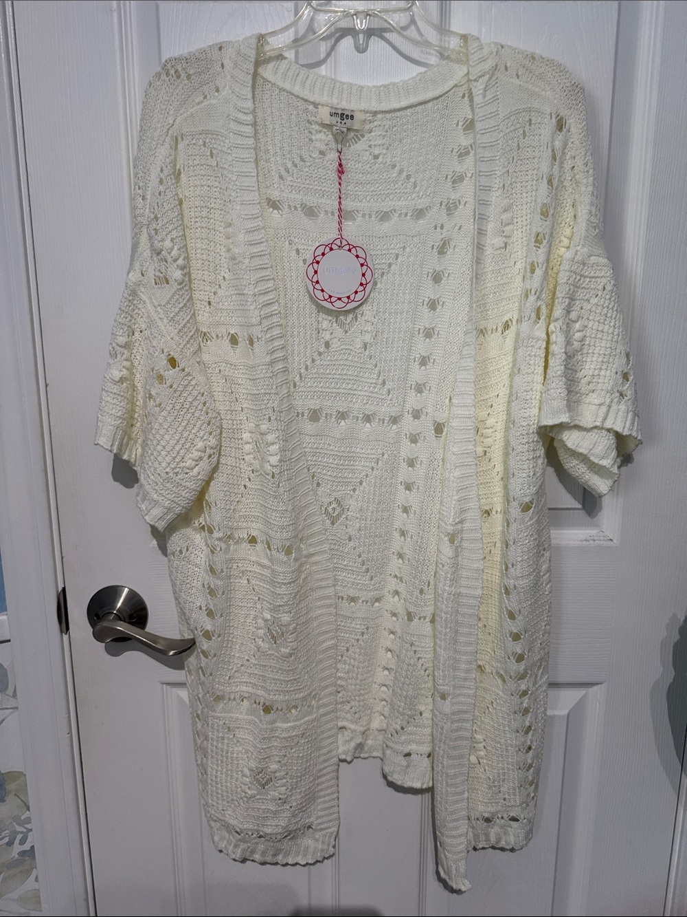 NWT Umgee Cream Openwork Crochet Cardigan. Size Large.